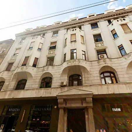 Old Town Elegance On Dohany Street By Nw *